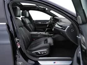 Bmw 7 serie thumbnail 12