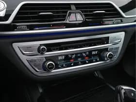 Bmw 7 serie thumbnail 14