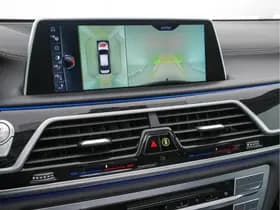 Bmw 7 serie thumbnail 16