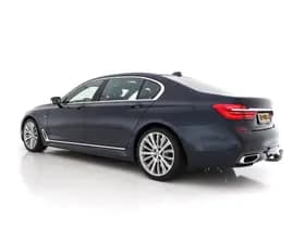 Bmw 7 serie thumbnail 4