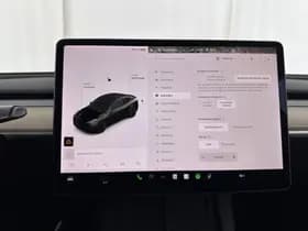 Tesla Model y thumbnail 22