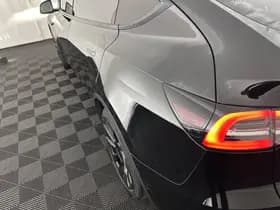 Tesla Model y thumbnail 34