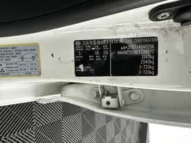 Kia Picanto thumbnail 24