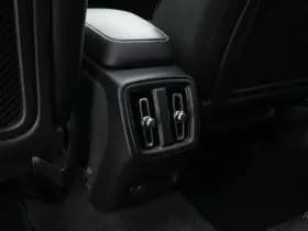 Volvo Xc40 thumbnail 25