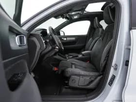 Volvo Xc40 thumbnail 9