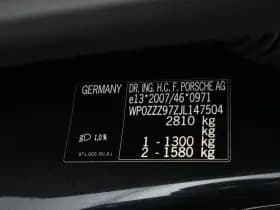 Porsche Panamera thumbnail 40