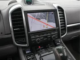 Porsche Cayenne thumbnail 17