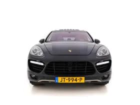 Porsche Cayenne thumbnail 3