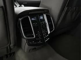 Porsche Cayenne thumbnail 28