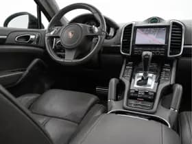 Porsche Cayenne thumbnail 9