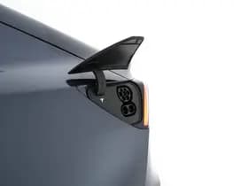 Tesla Model 3 thumbnail 31