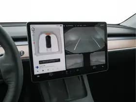 Tesla Model y thumbnail 15