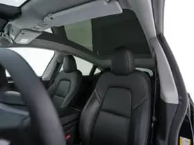 Tesla Model y thumbnail 22