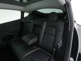 Tesla Model y thumbnail 24