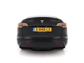 Tesla Model y thumbnail 6