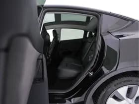 Tesla Model y thumbnail 10