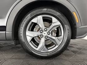 Ford Mustang mach e thumbnail 28