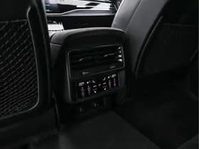 Audi Rsq8 thumbnail 36