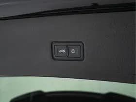 Audi Rsq8 thumbnail 38