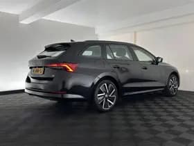 Skoda Octavia thumbnail 7