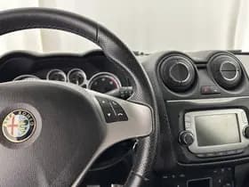 Alfa Romeo Romeo mito thumbnail 16