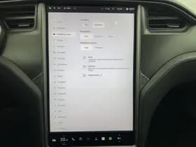 Tesla Model s thumbnail 18