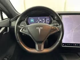 Tesla Model s thumbnail 24
