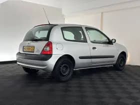 Renault Clio thumbnail 7