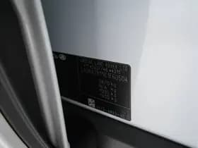 Jaguar I pace thumbnail 33