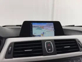 Bmw 3 serie thumbnail 12