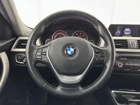 Bmw 3 serie thumbnail 16