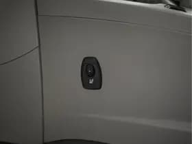 Renault Zoe thumbnail 24