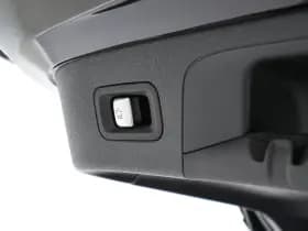 Mercedes-Benz Benz eqc thumbnail 29