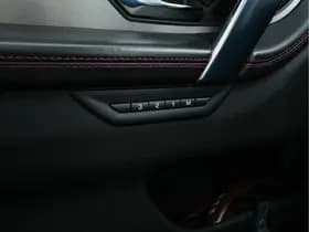 Land Rover discovery sport thumbnail 25