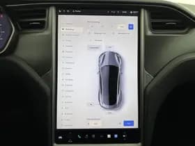 Tesla Model s thumbnail 18