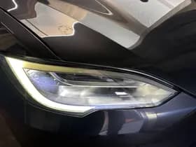 Tesla Model s thumbnail 36