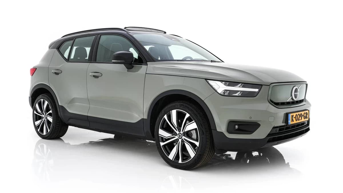 Volvo Xc40 — foto 1