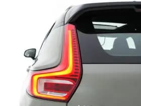 Volvo Xc40 thumbnail 32