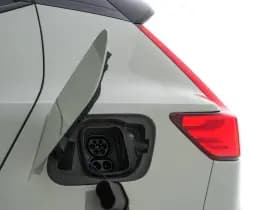 Volvo Xc40 thumbnail 33