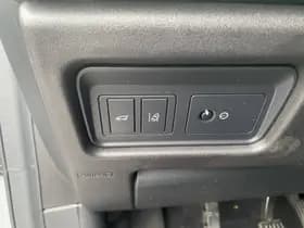 Land Rover discovery sport thumbnail 20