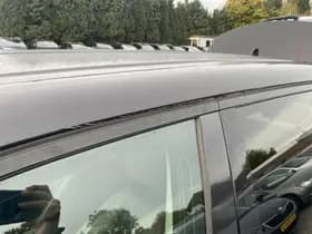 Land Rover discovery sport thumbnail 33