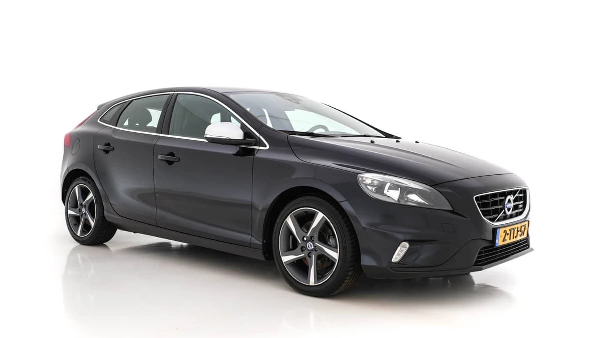 Volvo V40 — foto 1