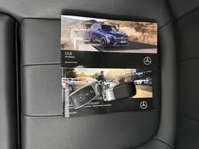 Mercedes-Benz Benz glb thumbnail 33