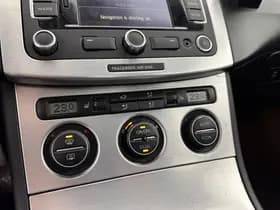 Volkswagen Passat thumbnail 12