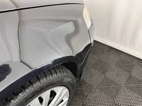 Volkswagen Passat thumbnail 34