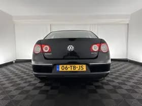 Volkswagen Passat thumbnail 5