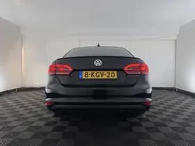 Volkswagen Jetta thumbnail 6