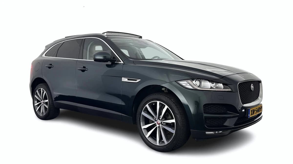 Jaguar F pace — foto 1