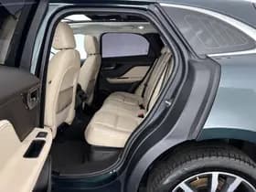 Jaguar F pace thumbnail 10