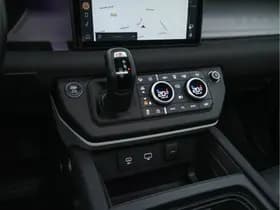 Land Rover defender thumbnail 14